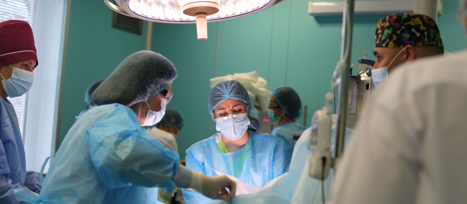 Кесарево сечение в Киеве: плановое и ургентное, цена 2026 | Лелека