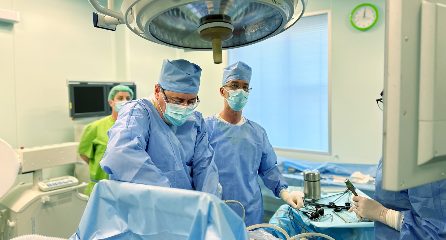 Хірургія гриж, лікування грижі живота, лапароскопічна герніопластика в Києві | МЦ Лелека