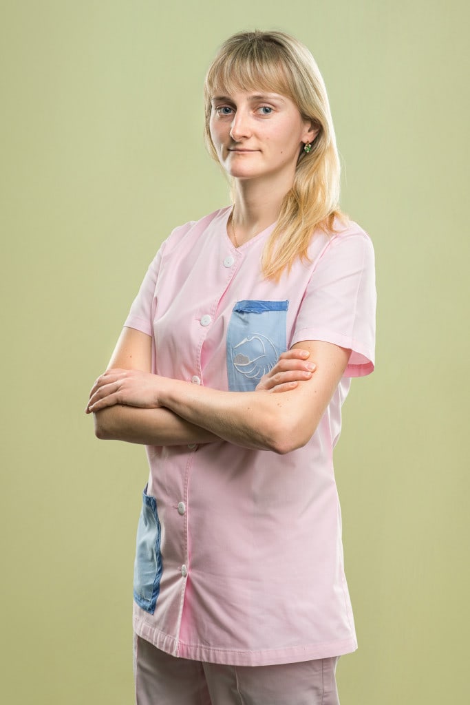 Акушерка акушерського відділення, консультант з грудного вигодовування Бабіч Аліна Анатоліївна