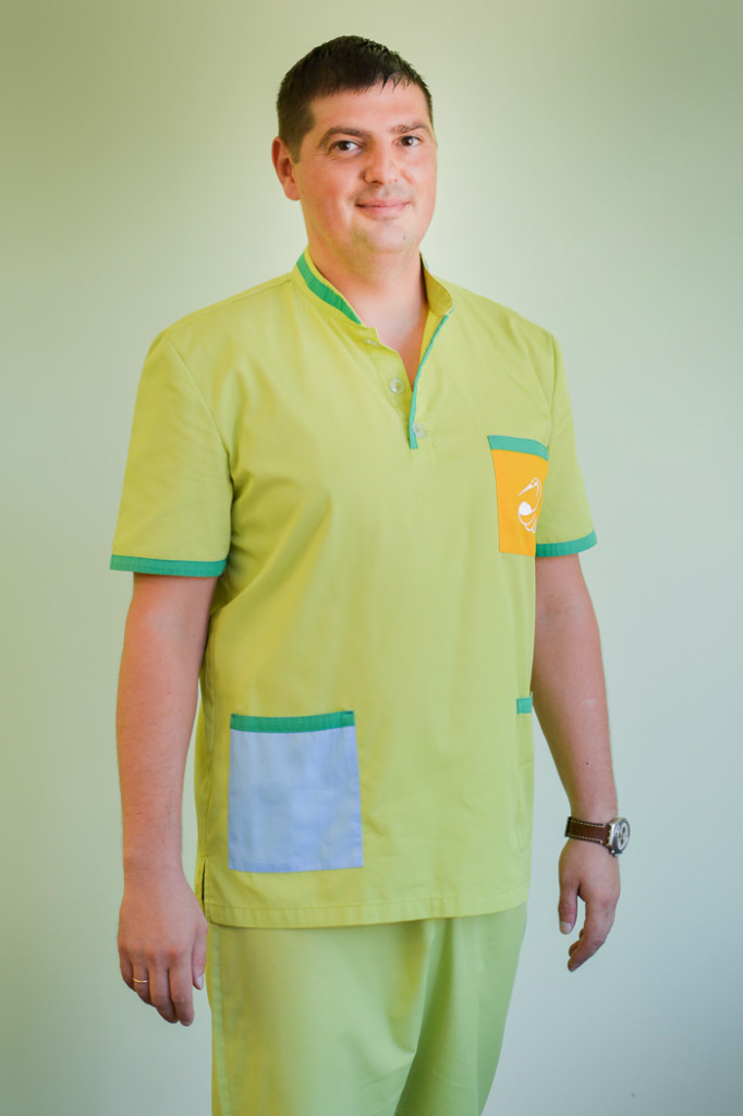 Doctor-surgeon-oncologist, PhD Roman Lyubota | Physicians | Leleka