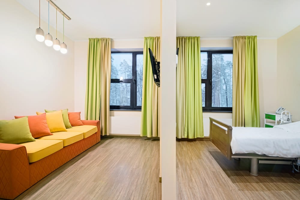 Фото роддом, палаты, фасад, территория