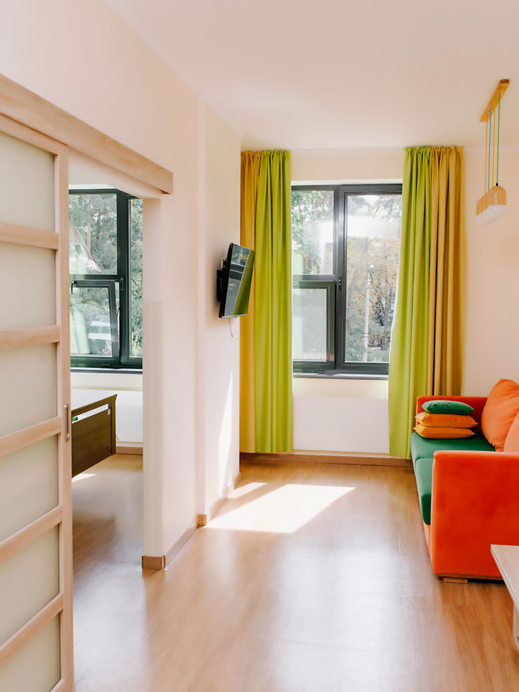 Фото роддом, палаты, фасад, территория